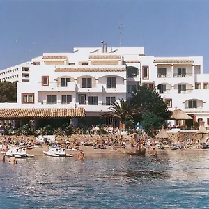 apartamentos-playa-es-cana.ibizaislandhotels.net/